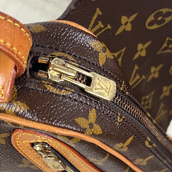 Louis Vuitton LV Shoulder Bag Saint Germain ✅COA Included - Picture 16 of 16